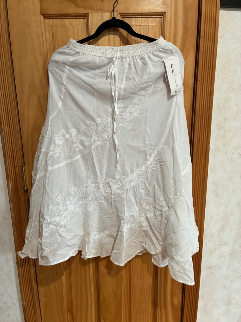 Woman’s Metro Wear White Cotton Embroidered Midi A-Line Skirt NWT Boho PS